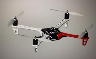 四旋翼无人机软件模块如何实现高效协同？