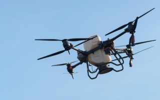 无人机射频该用哪个频段？