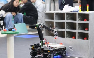 2025全国机器人相扑，谁能问鼎冠军？
