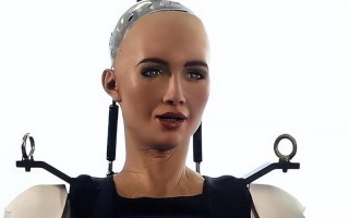 机器人公民身份，权利与责任如何界定？