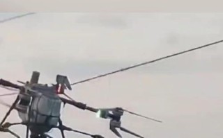 中国客机为何与无人机相撞？