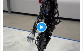 巨型机器人 kuratas