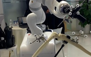 think骨科机器人如何精准助力手术？