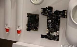 小米无人机手动降落操作步骤是什么？