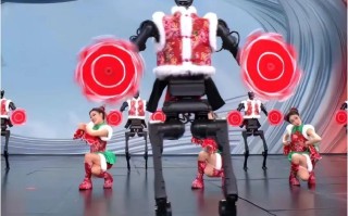 2025春晚无人机表演有何惊艳创意？