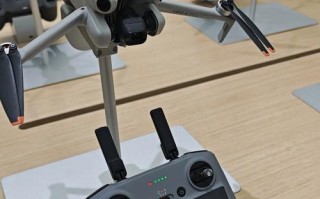 手套如何操控无人机？视频揭秘原理！