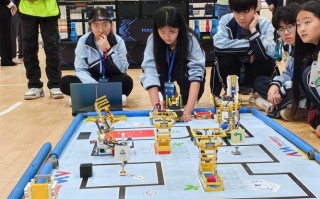 人机科技如何推动机器人比赛创新？