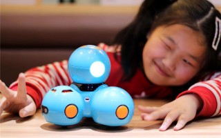 达奇机器人与i宝机器人