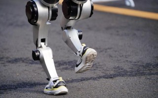 机器人DURUS为何要穿鞋子？