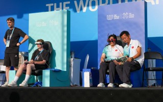 首届京东无人机竞速大赛，谁将夺魁？