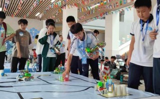 青少年机器人创客大赛比什么？