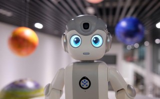 armoto儿童机器人如何守护孩子成长？