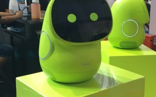 roobo机器人开机