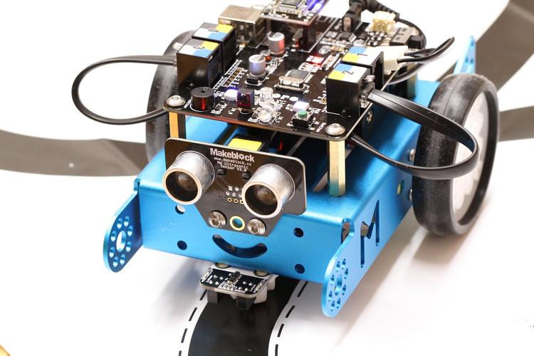 捐赠学校机器人makeblock，有何教育价值？-第1张图片-广州国自机器人