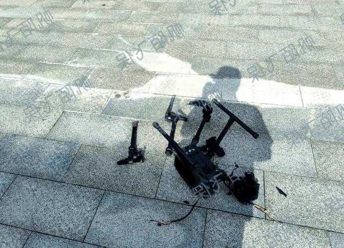 大疆无人机为何突然失控？-第1张图片-广州国自机器人