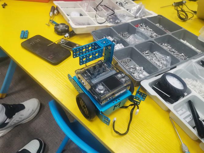 Makeblock机器人教程从哪学起？-第2张图片-广州国自机器人