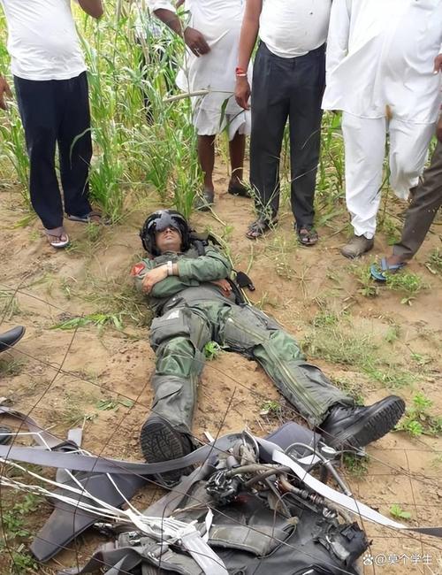 无人机试飞坠机后，退款还能申请吗？-第1张图片-广州国自机器人