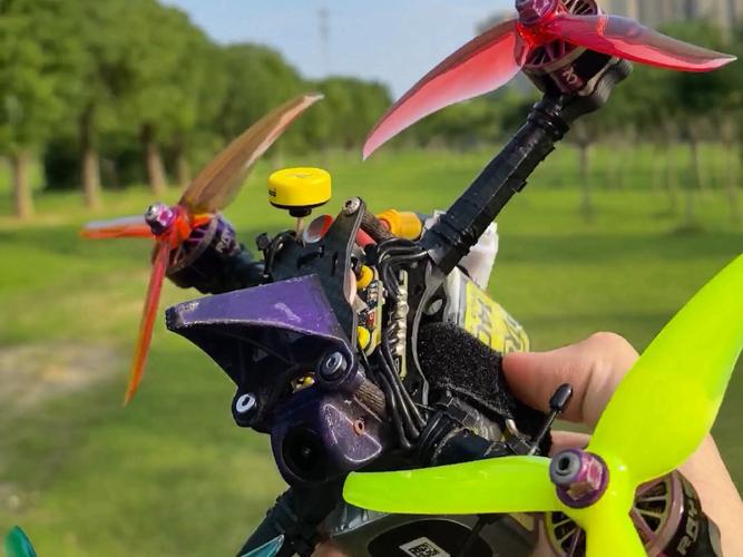 无人机自动起飞还是手动-第3张图片-广州国自机器人