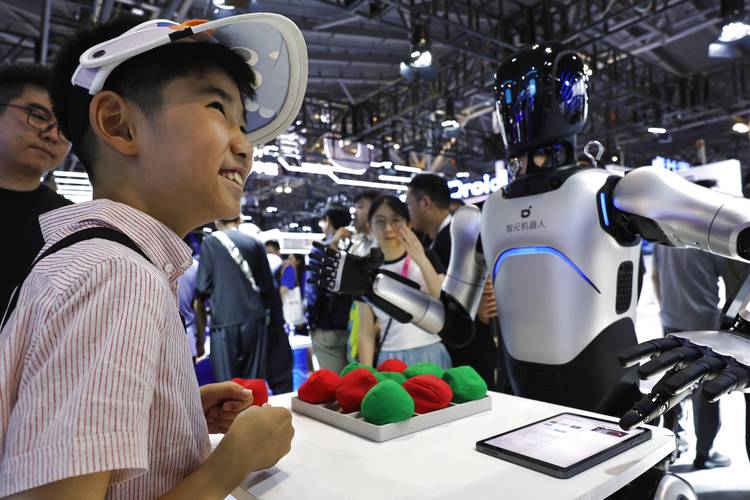 2025年人工智能生活-第2张图片-广州国自机器人