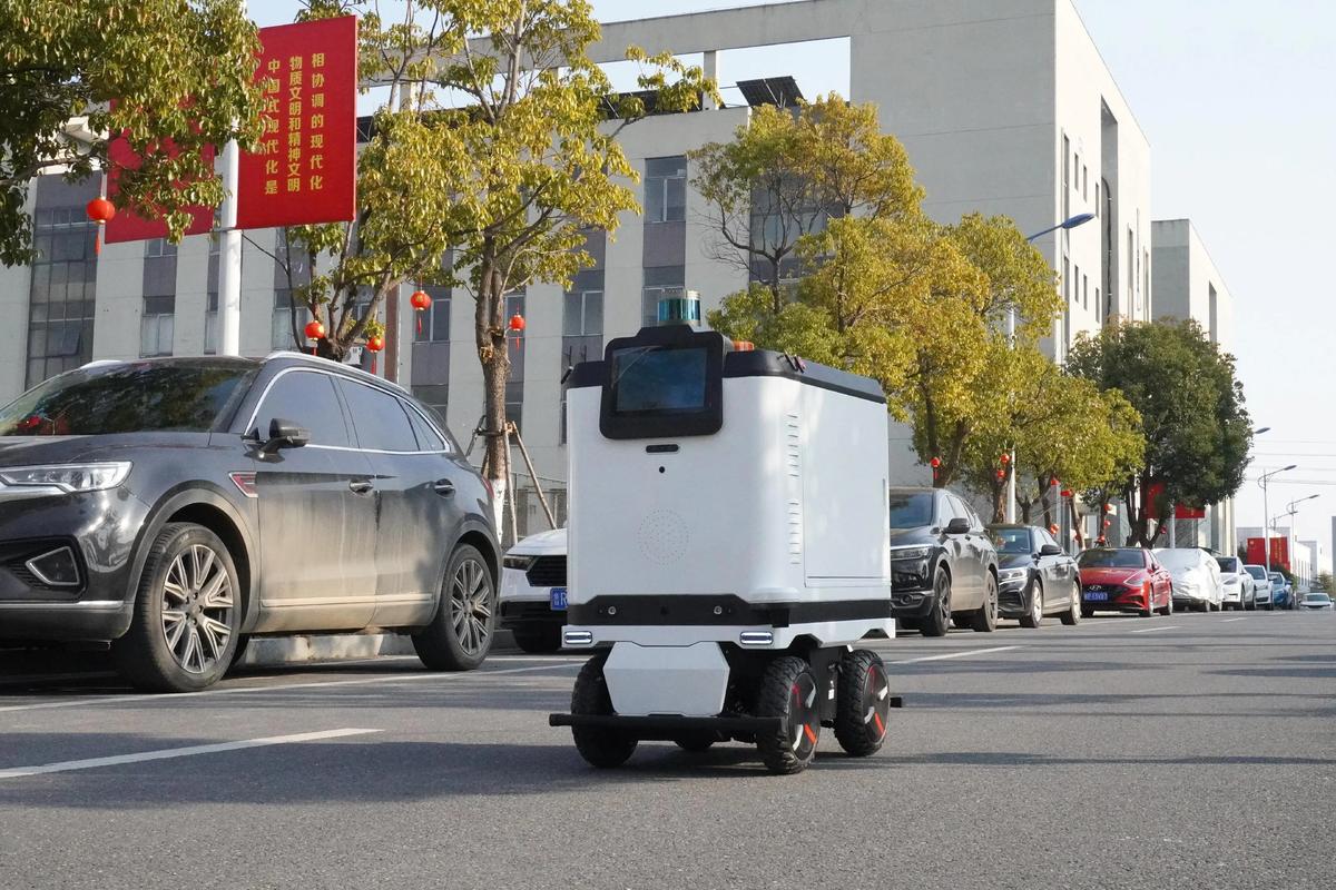 两会 人工智能 无人车-第3张图片-广州国自机器人