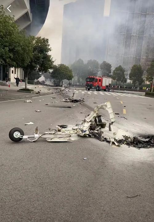 深圳宝安机场事故无人机因何失控？-第1张图片-广州国自机器人