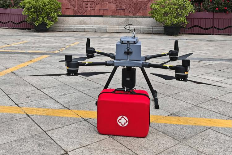 无人机与无人配送机器人，谁将主导未来物流？-第2张图片-广州国自机器人