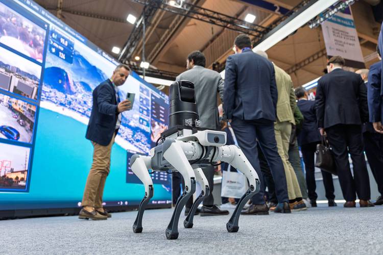 ces2025人工智能-第3张图片-广州国自机器人