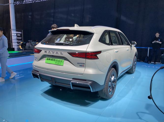 哈佛概念SUV如何搭载无人机？-第1张图片-广州国自机器人