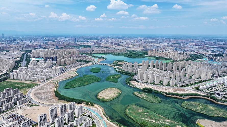 宁夏银川湖面无人机拍到什么？-第1张图片-广州国自机器人