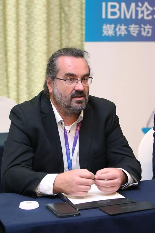 IBM人工智能分析师如何重塑决策与效率？-第3张图片-广州国自机器人