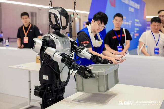 机器人挑战高考2025-第2张图片-广州国自机器人 机器人挑战高考2025-第2张图片-广州国自机器人