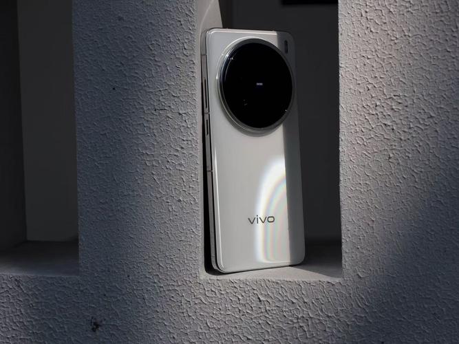 vivo开机机器人有何独特设计？-第2张图片-广州国自机器人