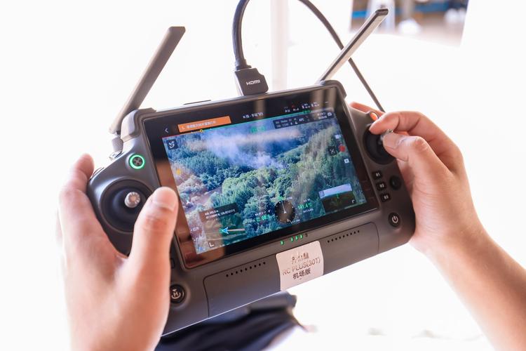 大疆无人机用iPad控制怎么设置？-第1张图片-广州国自机器人