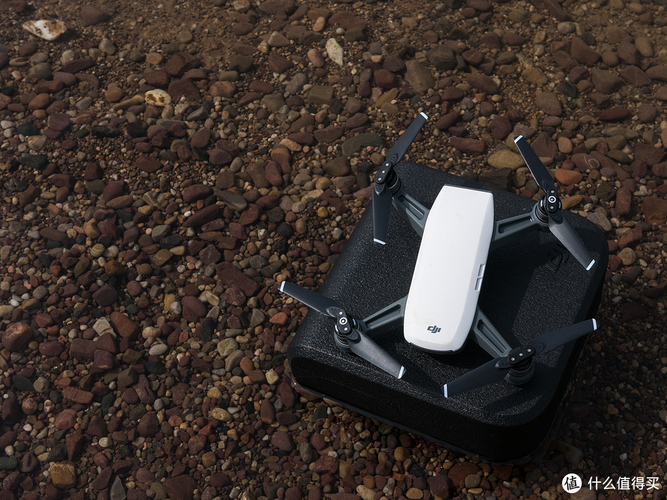 无人机能带上飞机吗？-第1张图片-广州国自机器人