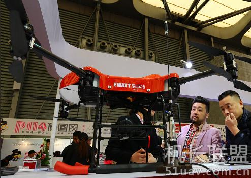 小米无人机婚礼直播有何创新体验？-第3张图片-广州国自机器人