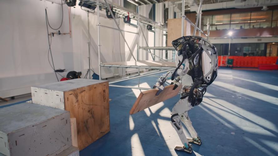 Boston公司机器人有何独特优势？-第1张图片-广州国自机器人