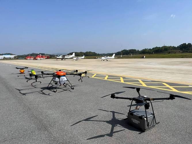 中国无人机为何飞入美国领空？-第3张图片-广州国自机器人