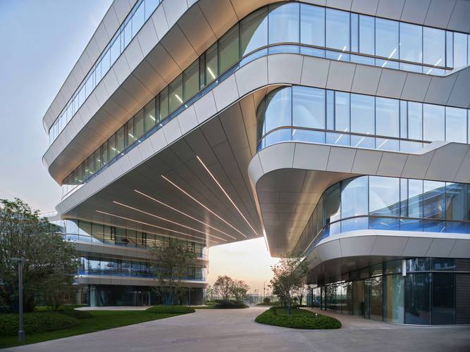 科大讯飞如何引领人工智能产业发展？-第1张图片-广州国自机器人