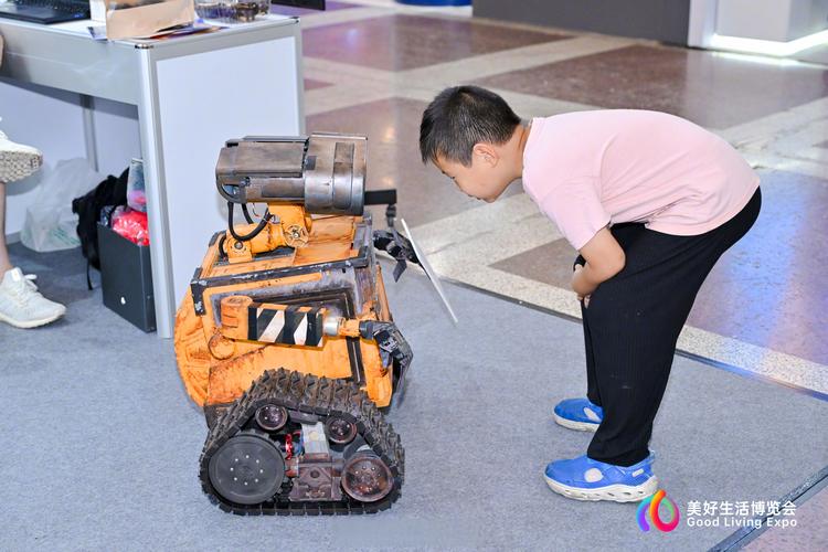 台湾foxbot机器人-第2张图片-广州国自机器人