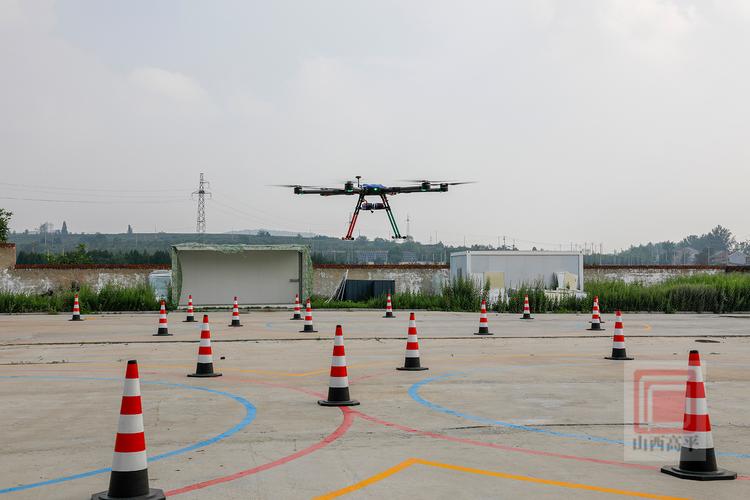 无人机驾照权威培训学校-第3张图片-广州国自机器人