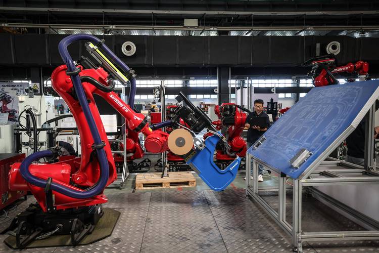 新松与达明机器人，技术路线有何差异？-第3张图片-广州国自机器人