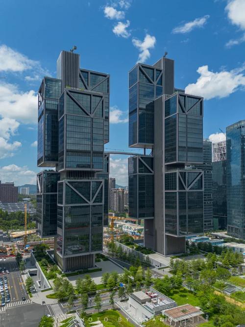 大疆 无人机 环球中心-第3张图片-广州国自机器人