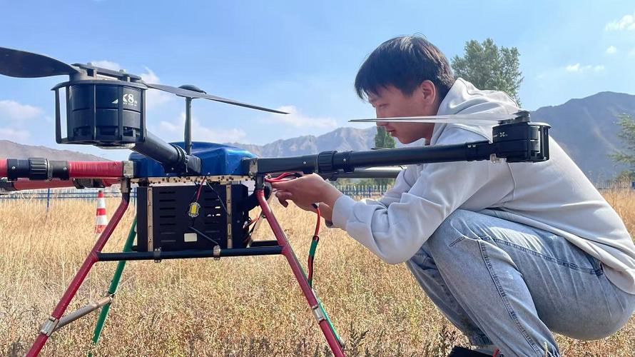 无人机飞手自学能顺利通过考试吗？-第1张图片-广州国自机器人