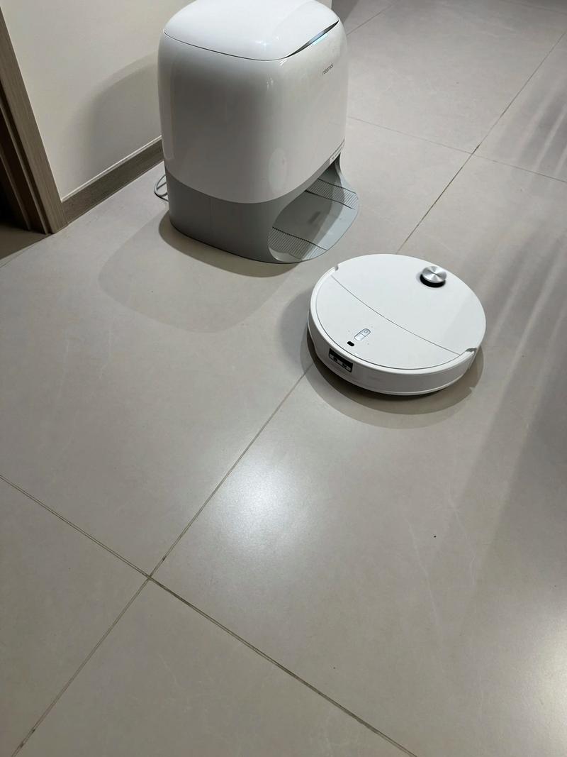 拖地机器人跟扫地机器人-第2张图片-广州国自机器人