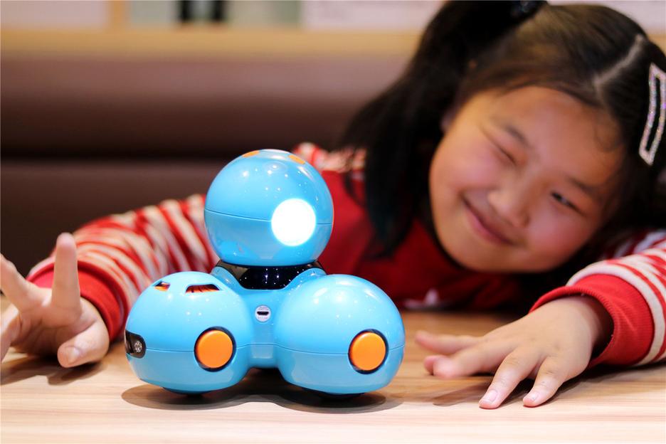 达奇机器人与i宝机器人-第1张图片-广州国自机器人