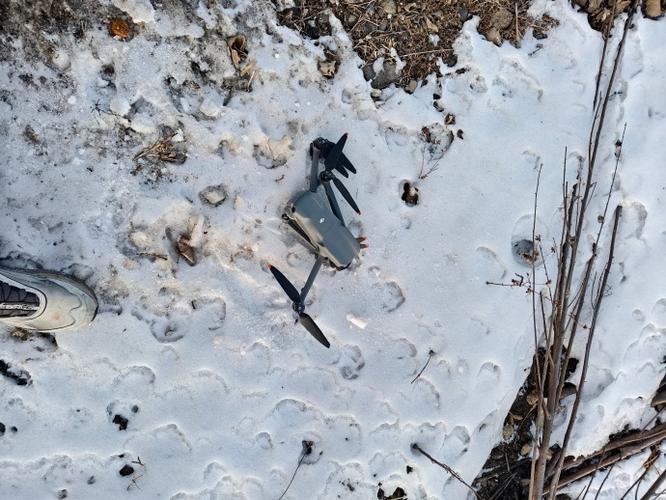 无人机为何因下坠过快炸鸡？-第3张图片-广州国自机器人