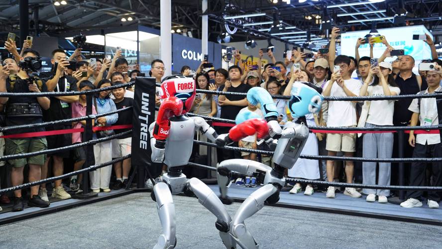 机器人大擂台最强机器人是谁？-第3张图片-广州国自机器人