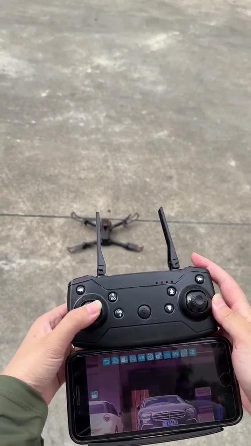 遥控飞机与无人机，逼格差异究竟在哪儿？-第1张图片-广州国自机器人