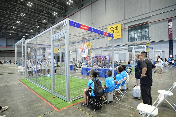 无人机竞技比赛视频直播看点在哪？-第2张图片-广州国自机器人