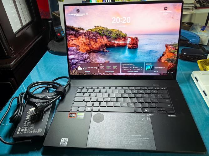 AI笔记本显卡如何选？性能与功耗怎么平衡？-第1张图片-广州国自机器人